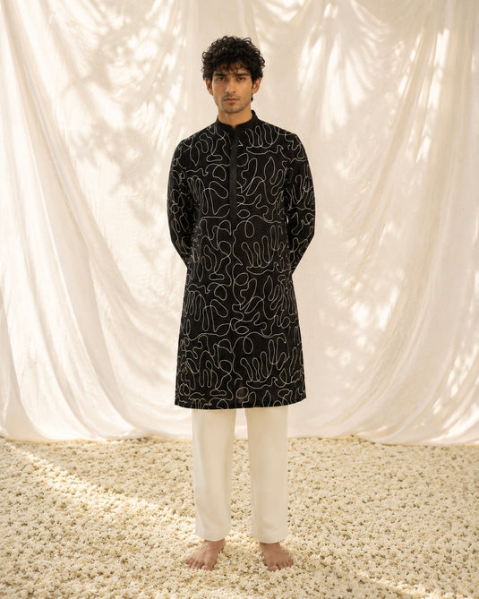 Black Line Art Kurta
